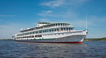 Κρουαζιέρα με ποταμόπλοια, γιοτ και... παγοθραυστικά!