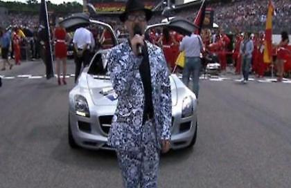 Παραφωνίες στο Χόκενχαϊμ…