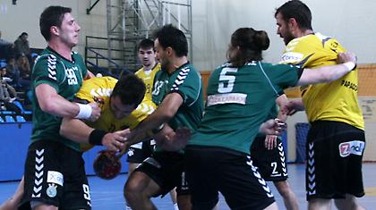 Ελληνικός... εμφύλιος!