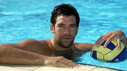 Επέστρεψε ο Χατζηδάκης, «αντίο» σε Κουλιεράκη