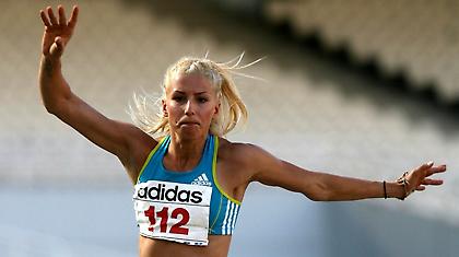 Άνοιξε (ξανά) το twitter της Παπαχρήστου