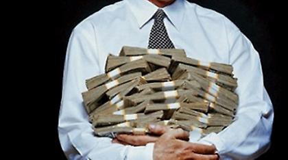 Οι σημερινοί πλούσιοι δεν αγαπούν την Ελλάδα...