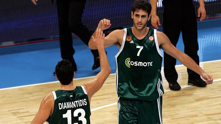 Ο Στράτος περιμένει, ο Μήτσος… προπονείται!