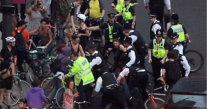 Συλλήψεις έξω από το Ολυμπιακό Πάρκο