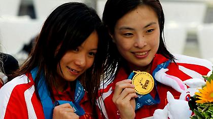 Με…περίπατο το χρυσό οι Κινέζες