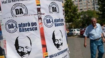 Οι Ρουμάνοι σνομπάρουν το δημοψήφισμα