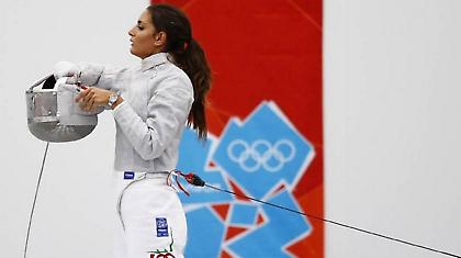 Με το… σπαθί της