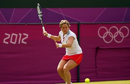 Άνετα στην οκτάδα Σερένα και Κλάιστερς