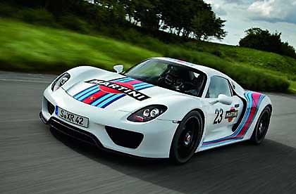 Porsche, στα χρώματα Martini η 918!