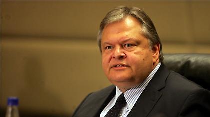 Βενιζέλος: Διαφωνώ αλλά είμαι αναγκασμένος να δεχτώ