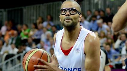 Υπέγραψε τη νίκη με… Πάρκερ