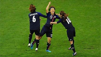 Τις… χόρεψαν σάμπα