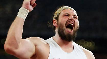 Συγκλόνισε ο «ήσυχος γίγαντας»