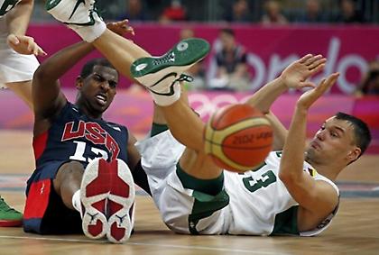 Έξαλλος με τη διαιτησία ο «Σάρας»