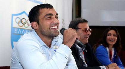 «Απάντηση στα χτυπήματα που δέχεται η Ελλάδα»