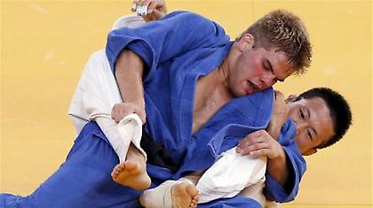 Του… κάθισε το μπράουνι