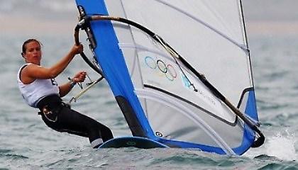 Στην Ισπανία το χρυσό στα RS-X