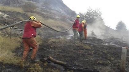 Συνεχείς αναζωπυρώσεις στα πύρινα μέτωπα της Αρκαδίας