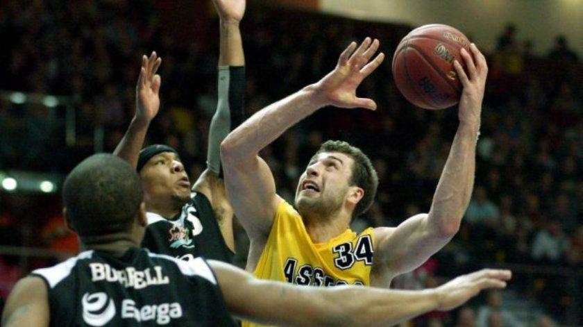 Τριπλή παραμονή για Πρόκομ