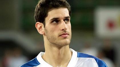 «Ας κρίνουν οι φίλαθλοι...»