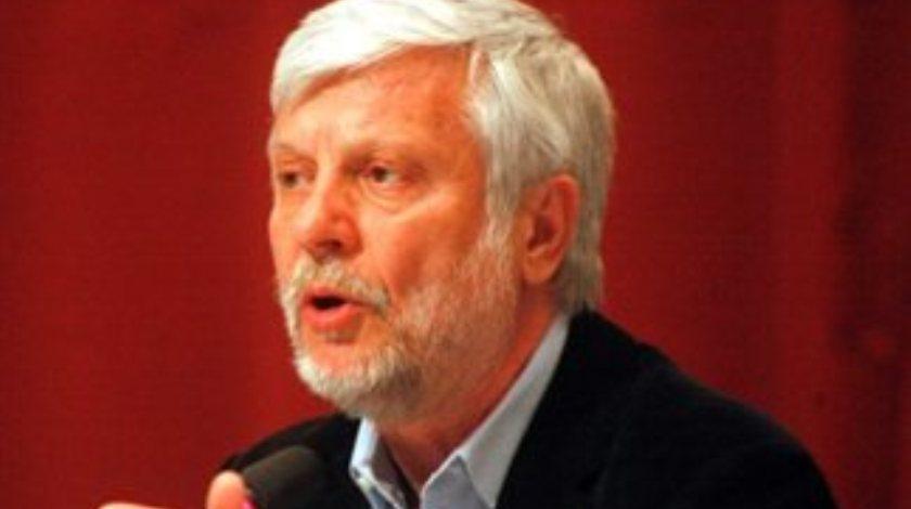 Απόδοση ευθυνών για τις φωτιές θέλει ο περιφερειάρχης Πελοπονήσου