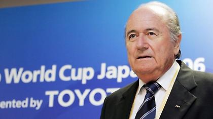 «Γιούχα» στον Μπλάτερ (video)