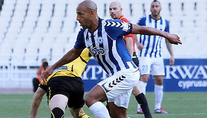 Γράφουν για Τόμας στην Κύπρο