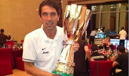 Μπουφόν: «Αφιερωμένο σε… όλους»