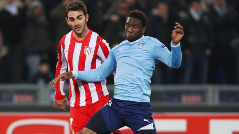 «Υπογράφεις ή φεύγεις»