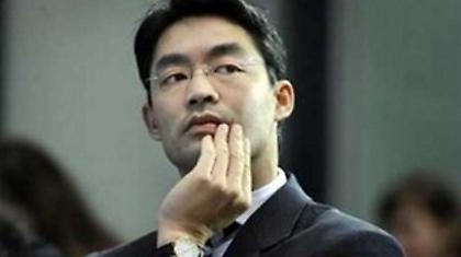 «Απομόνωση» όσων θέλουν την Ελλάδα εκτός ευρώ ζητά ο Ρέσλερ!