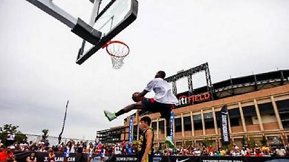 Αυτά είναι καρφώματα (video)