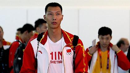 Επιμένει στο ΝΒΑ ο Γι