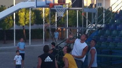 Οι... τρεις του 3on3 και ο βετεράνος (video)