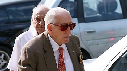 «Ας αναλάβουν όλοι τις ευθύνες τους»