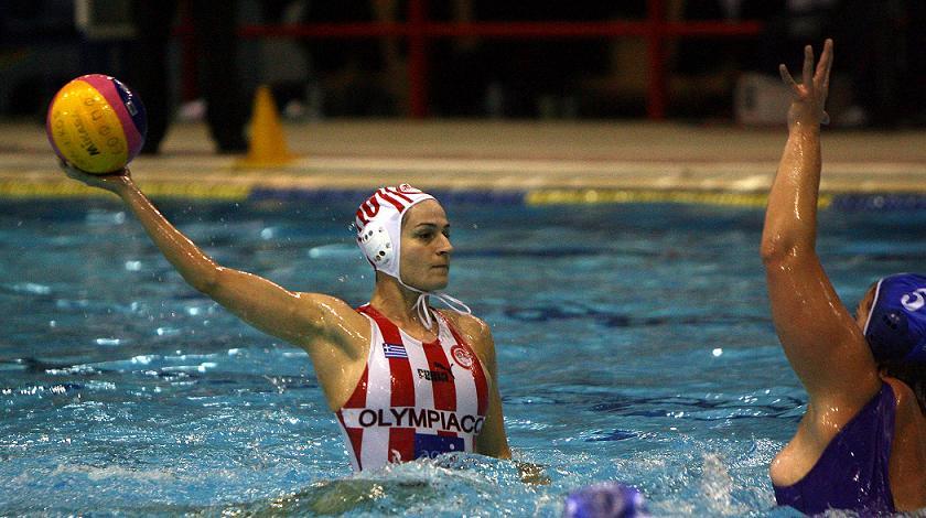 Παραμένουν στα «ερυθρόλευκα»