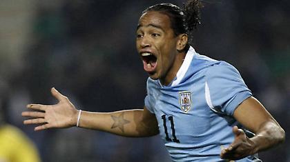 Τα τυπικά απομένουν για Περέιρα