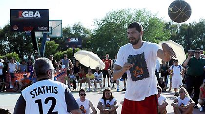 Ελεύθεροι κι ωραίοι