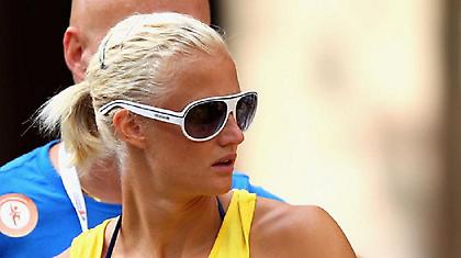 Αποχωρεί η Κλουφτ