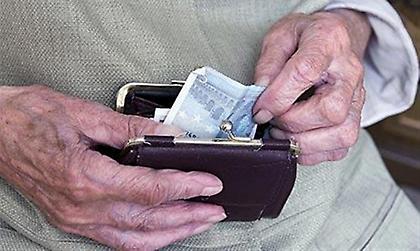 Έπαιρναν τη σύνταξη του μακαρίτη με πλαστά χαρτιά!