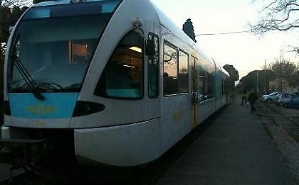 Με δυσκολία τα δρομολόγια του Προαστιακού