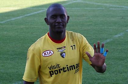 Στα «βυσσινί» ο Γκόντα