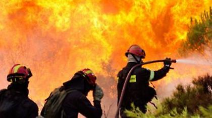 Πύρινη κόλαση σε όλη τη χώρα