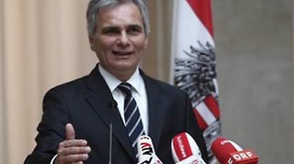 «Τα περί εξόδου της Ελλάδας από το ευρώ είναι επιπολαιότητα»