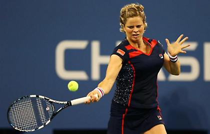 Άδοξο τέλος για Κλάιστερς, πέρασαν Μάρεϊ-Σαράποβα