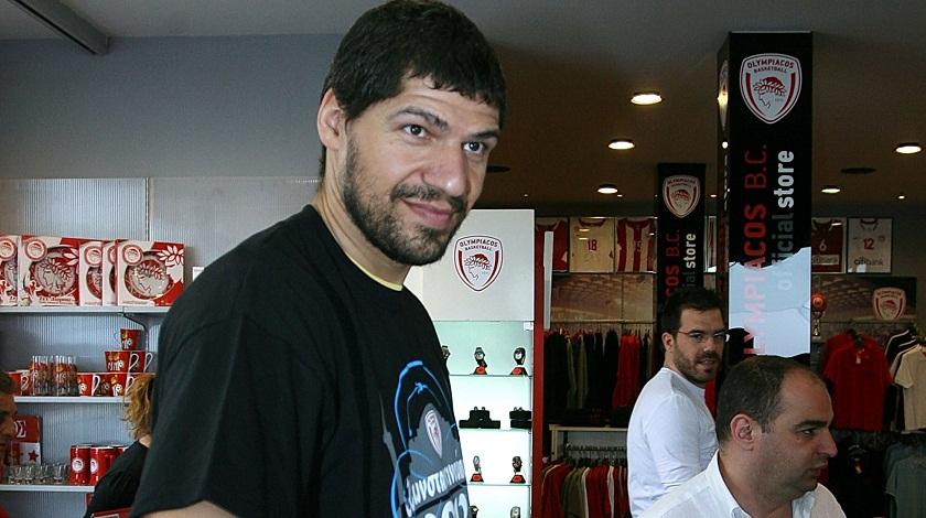 Παπαδόπουλος: «Θα αποφασίσω τον Σεπτέμβριο»