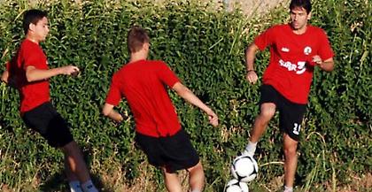 Η 18άδα του Ουζουνίδη