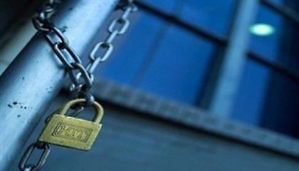 Αντιμέτωπος με άμεση χρεοκοπία ένας στους τέσσερις δήμους