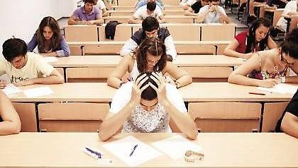 Καταργούνται τα δωρεάν συγγράμματα σε ΑΕΙ - ΤΕΙ