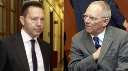 Δίαυλο επικοινωνίας με τον Σόιμπλε θέλει να δημιουργήσει ο Στουρνάρας