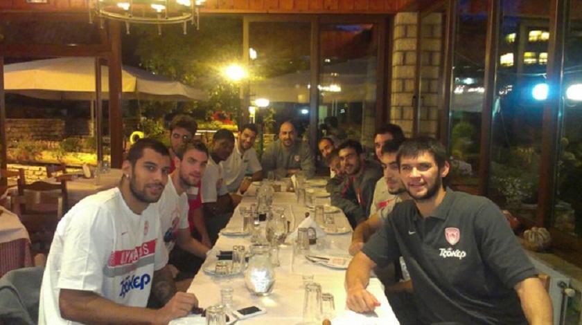 Είναι οικογένεια και το… δείχνουν!